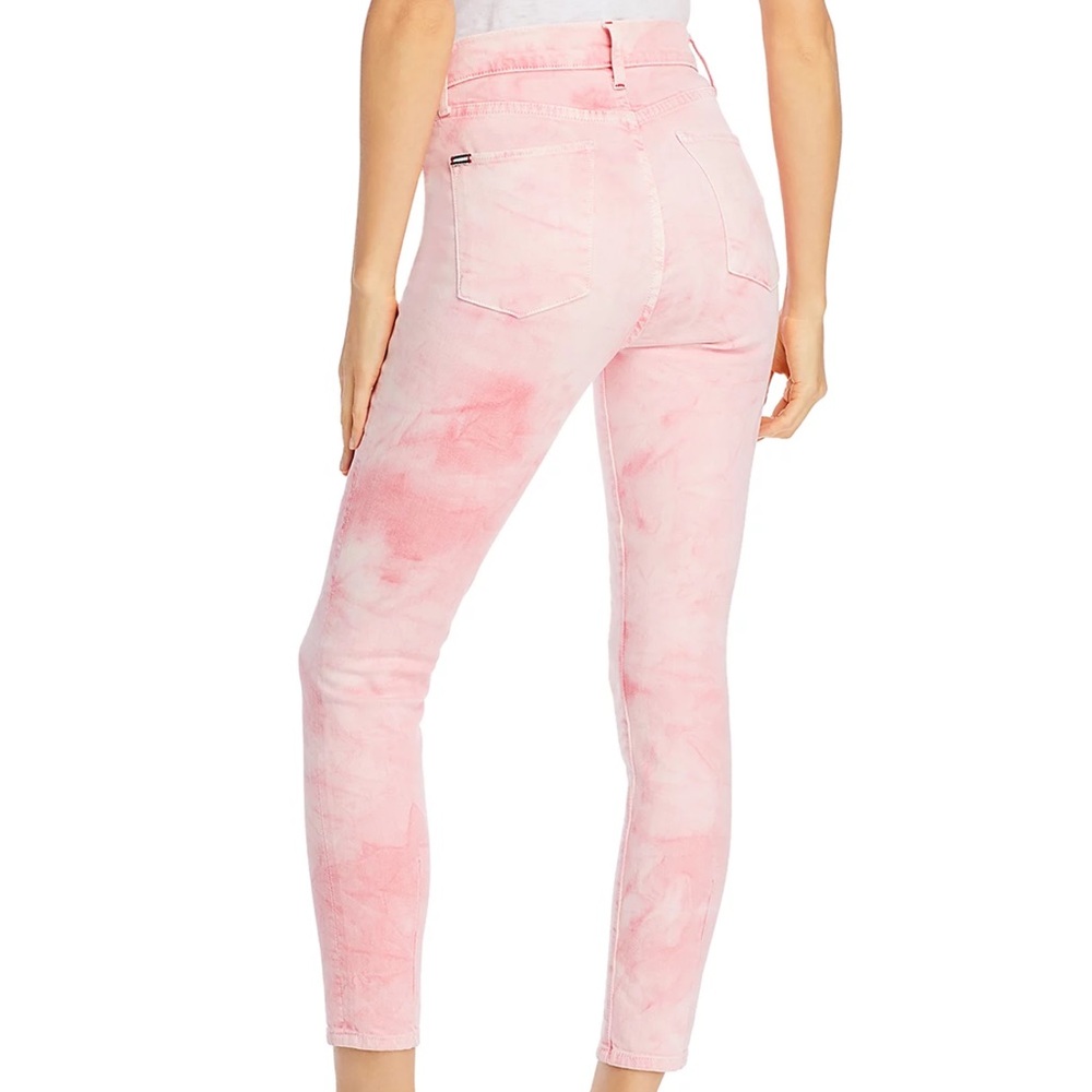 Alice + Olivia High-Rise Good Skinny Jeans in Crystal Cloud Pink - Picture 2 of 8